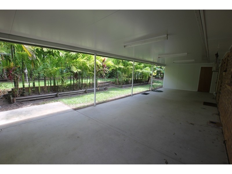 24 Arizona Crescent, White Rock QLD 4868