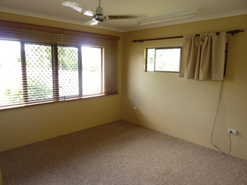 98 Dillon Street, Westcourt QLD 4870