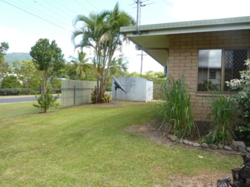 98 Dillon Street, Westcourt QLD 4870