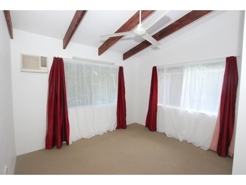 1/21 Avon Street, Stratford QLD 4870