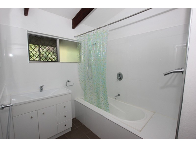 1/21 Avon Street, Stratford QLD 4870