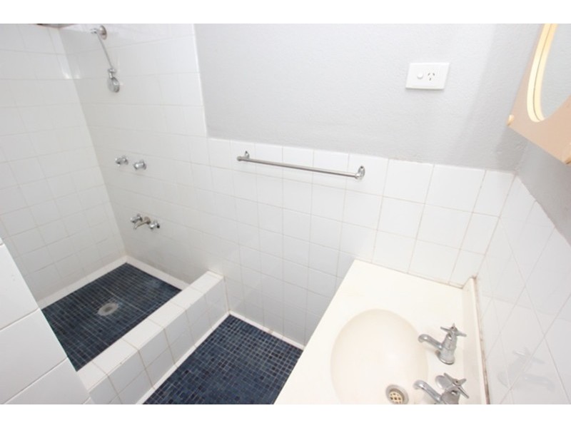 7/15 Curtin Street, Westcourt QLD 4870