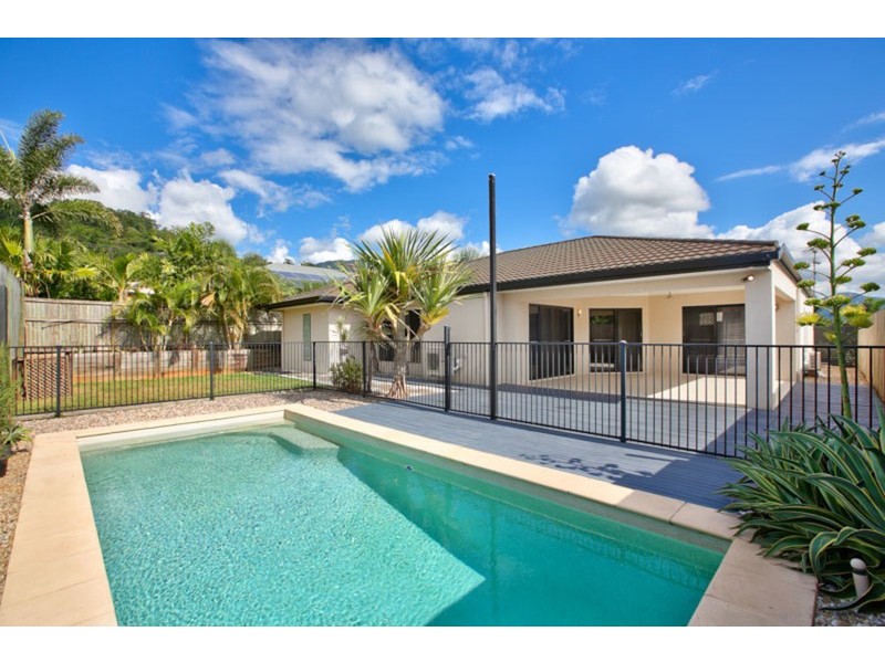 9 Smoko Close, Brinsmead QLD 4870
