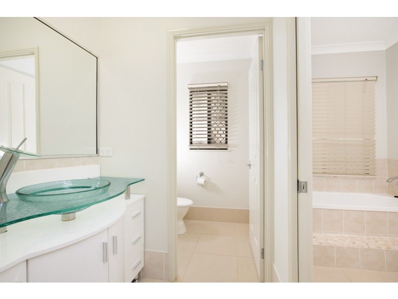 9 Smoko Close, Brinsmead QLD 4870