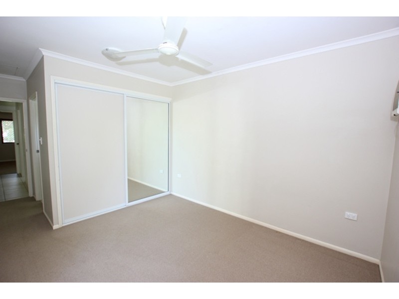 6/8 Macilwraith Street, Manoora QLD 4870