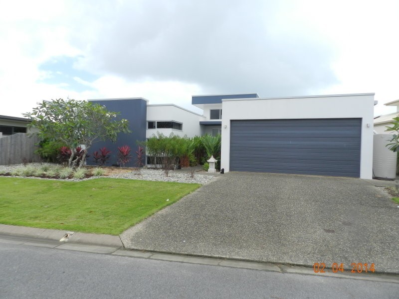 121 Harbour Drive, Trinity Park QLD 4879