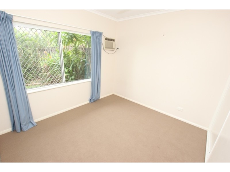 4/2-5 Marella Close, Whitfield QLD 4870
