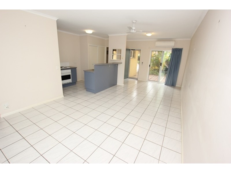 4/2-5 Marella Close, Whitfield QLD 4870