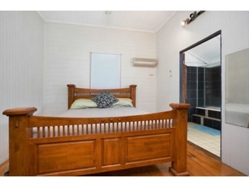 115 Martyn Street, Parramatta Park QLD 4870