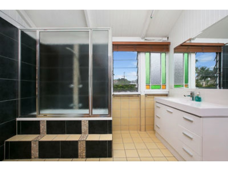 115 Martyn Street, Parramatta Park QLD 4870