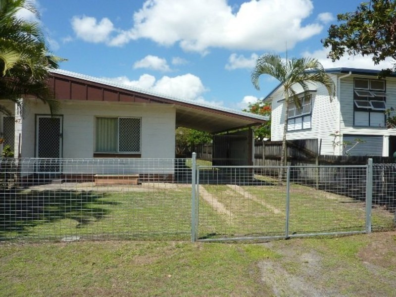 2/47 Curtin Street, Westcourt QLD 4870