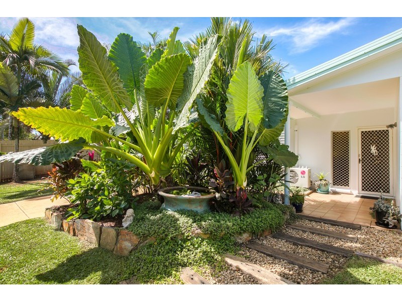 20 Carramar Crescent, Caravonica QLD 4878