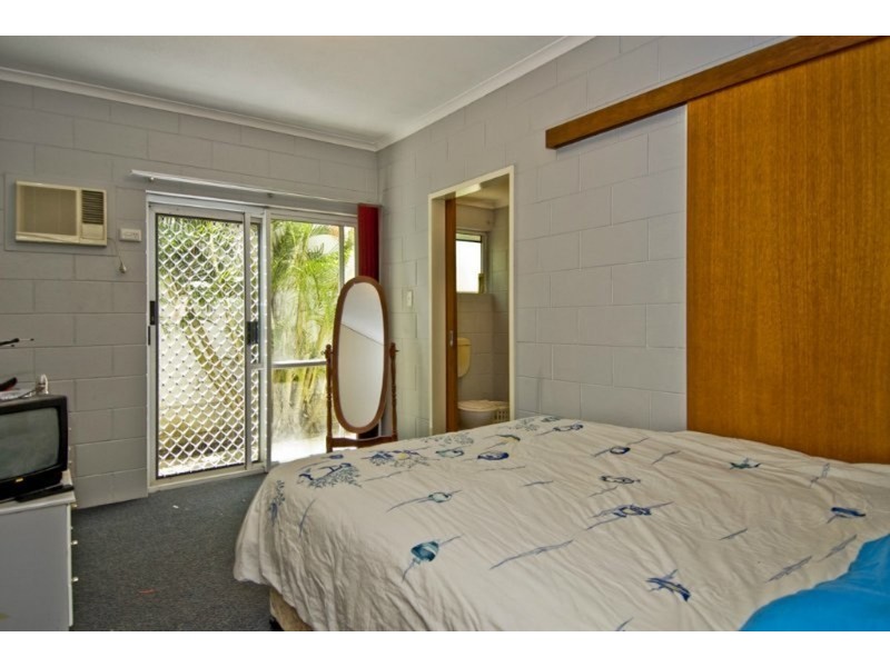 16/201 Aumuller, Westcourt QLD 4870