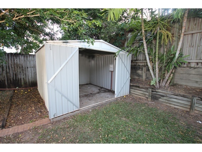 15 Rosella Close, Mount Sheridan QLD 4868