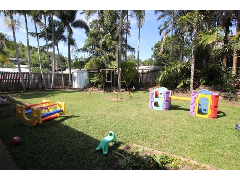 5 Pheasant Street, Bayview Heights QLD 4868
