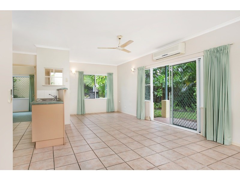 25/2-5 Marella Close, Manoora QLD 4870