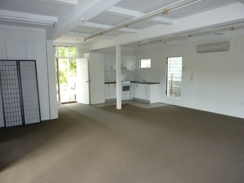 206B Grafton Street, Cairns QLD 4870