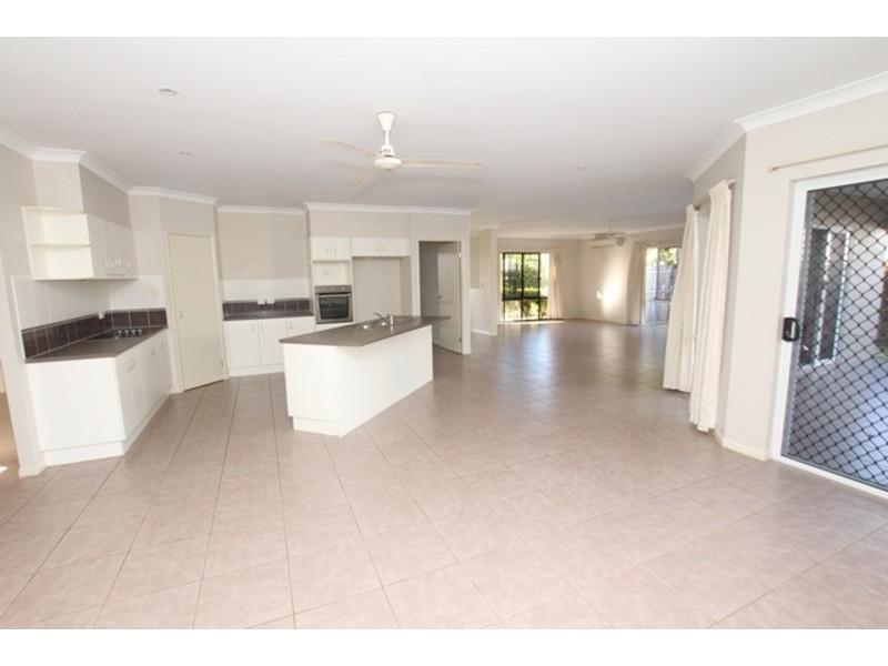 48 Oakblue Drive, Mount Sheridan QLD 4868