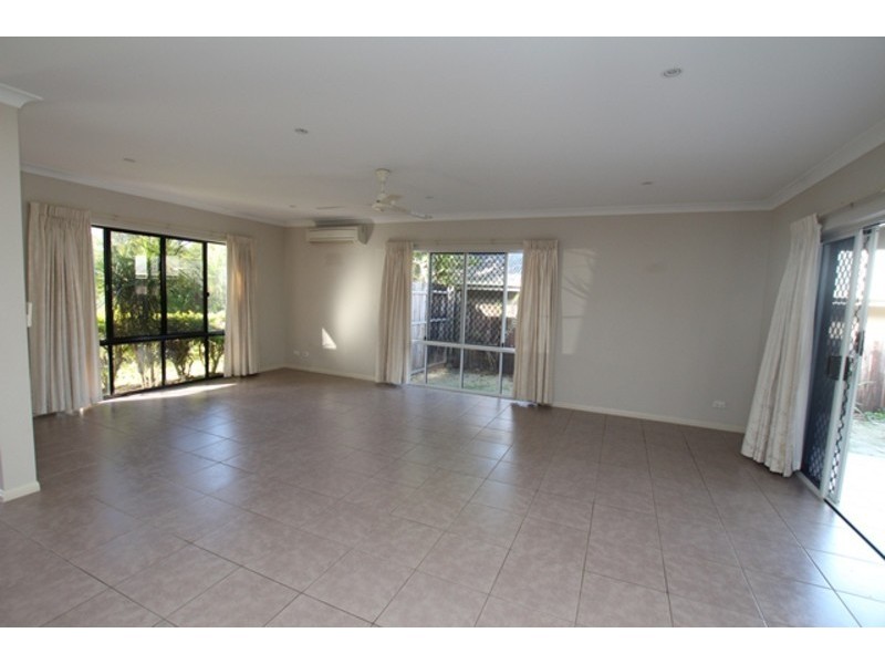 48 Oakblue Drive, Mount Sheridan QLD 4868