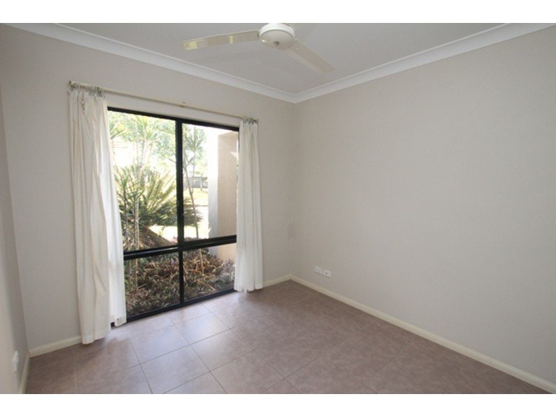 48 Oakblue Drive, Mount Sheridan QLD 4868