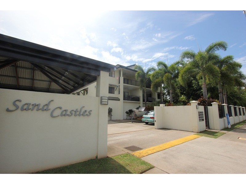 4/516 Varley Street, Yorkeys Knob QLD 4878