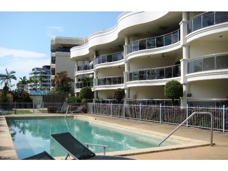 18/285-291 The Esplanade, Cairns QLD 4870