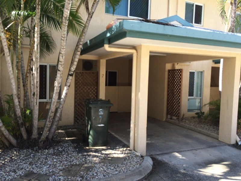 7/2 Grantala Street, Manoora QLD 4870