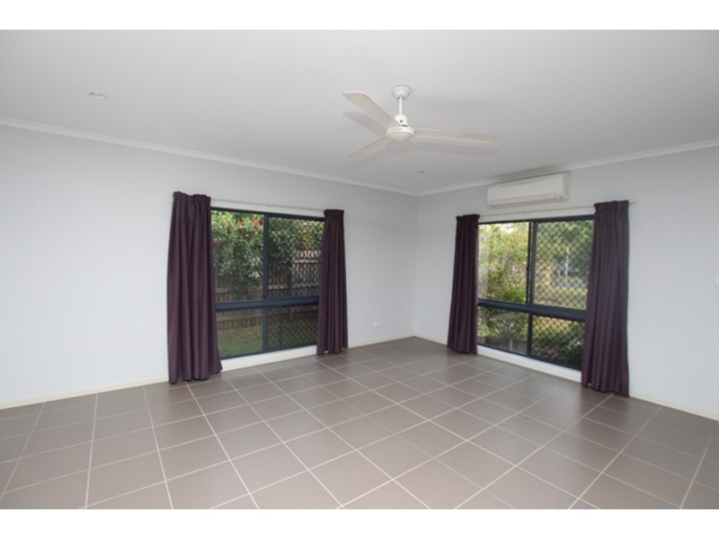 22 Jasmine Street, Redlynch QLD 4870