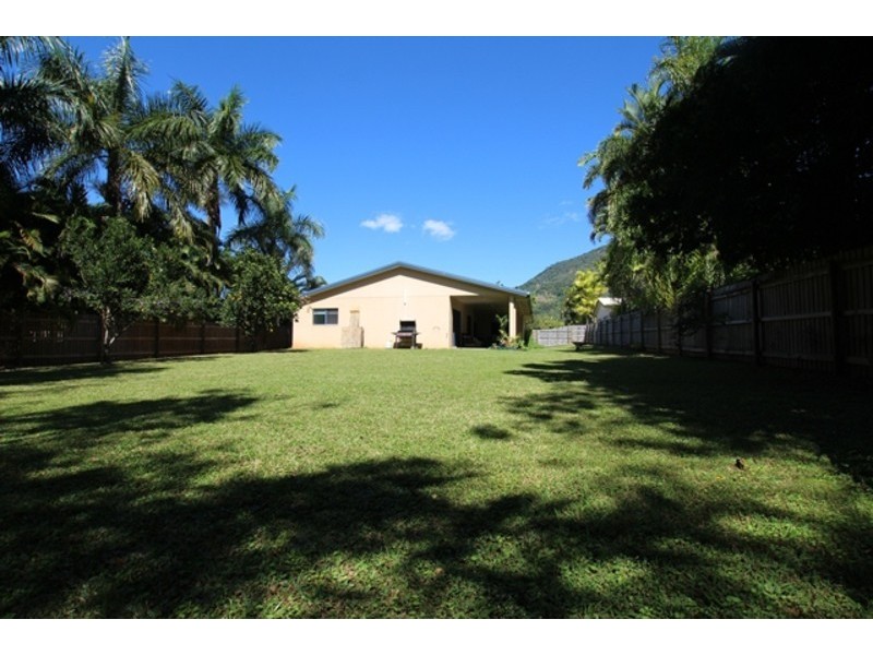 22 Jasmine Street, Redlynch QLD 4870