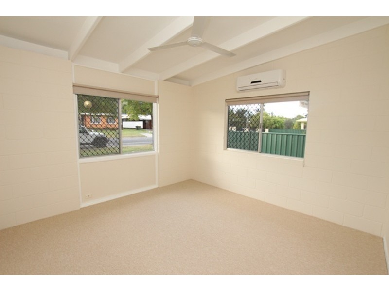 159 Russell Street, Edge Hill QLD 4870