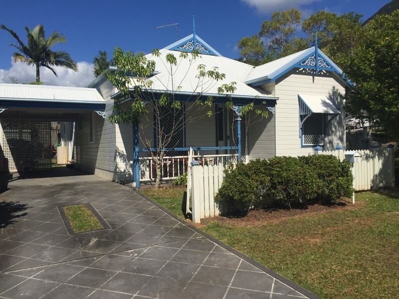 11 Myrtle Close, Mount Sheridan QLD 4868