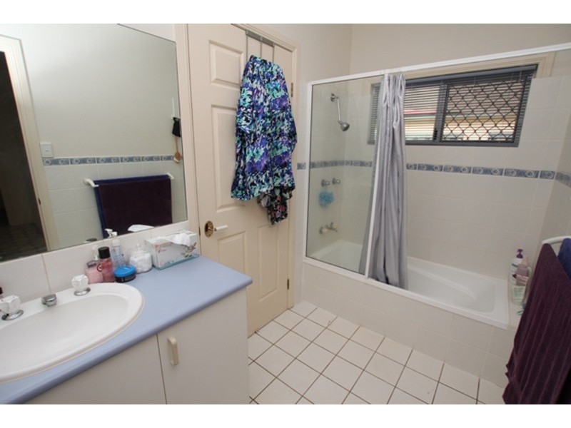 11 Myrtle Close, Mount Sheridan QLD 4868