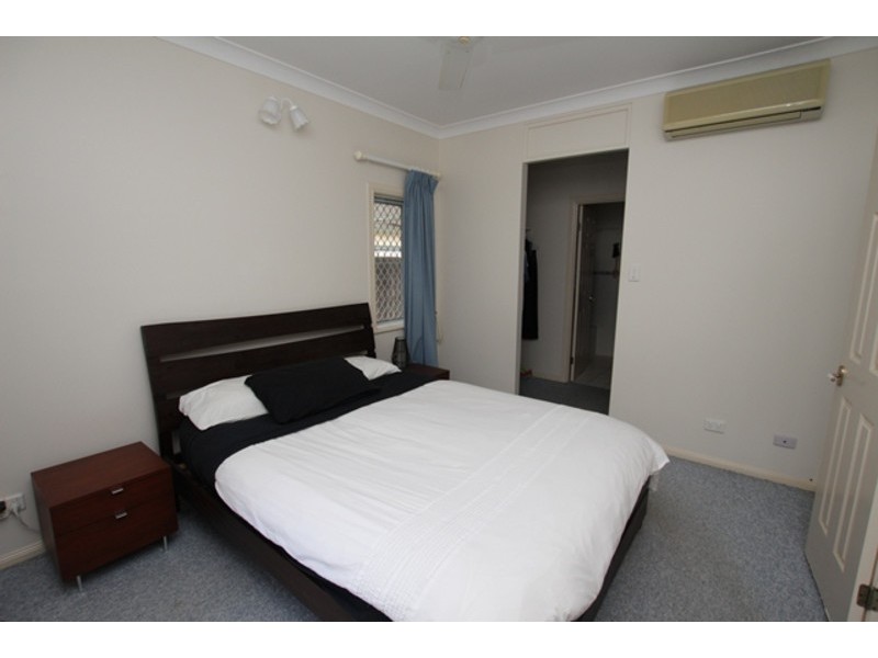 11 Myrtle Close, Mount Sheridan QLD 4868