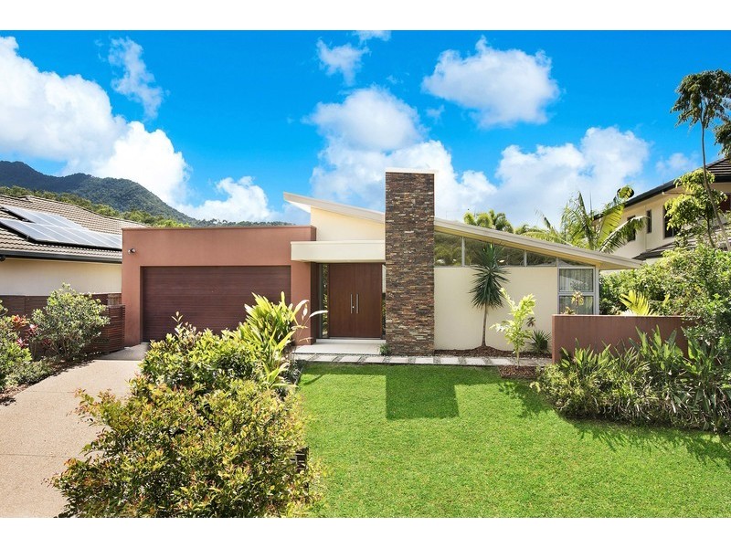 4 Rossmann Road, Smithfield QLD 4878