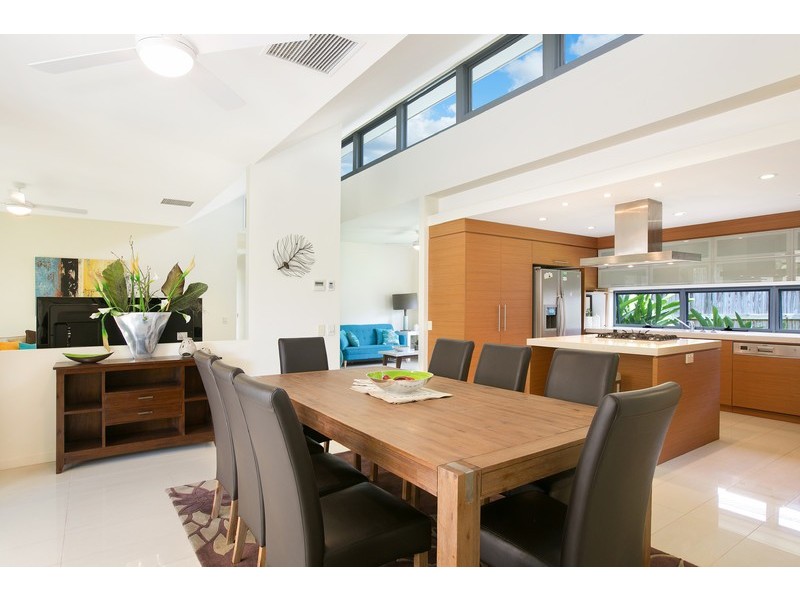 4 Rossmann Road, Smithfield QLD 4878