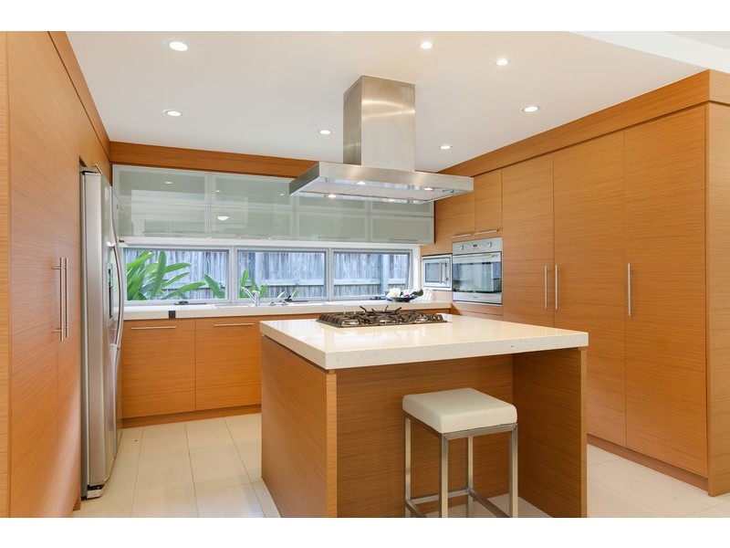 4 Rossmann Road, Smithfield QLD 4878