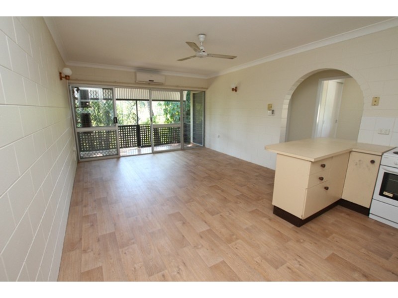 8/5 Maytown Close, Manoora QLD 4870