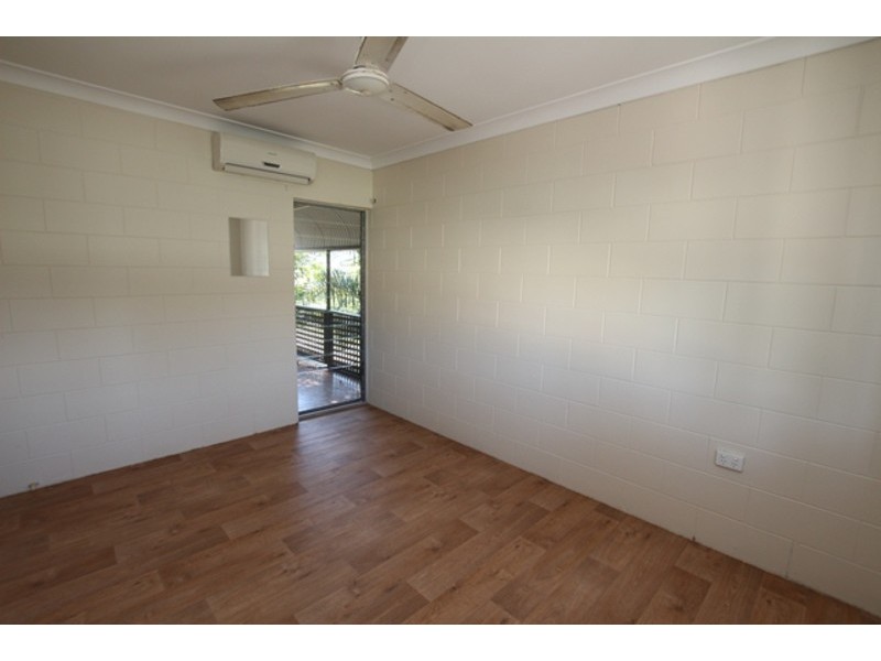 8/5 Maytown Close, Manoora QLD 4870
