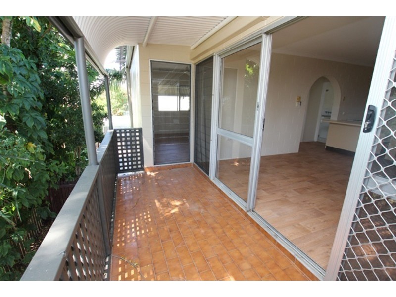 8/5 Maytown Close, Manoora QLD 4870