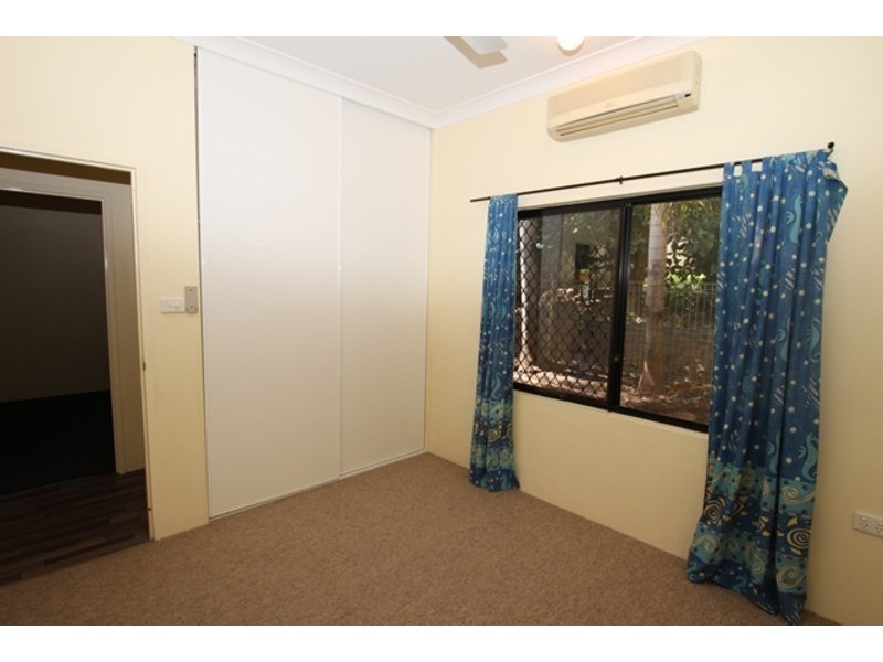 5 Thorpe Close, Bentley Park QLD 4869
