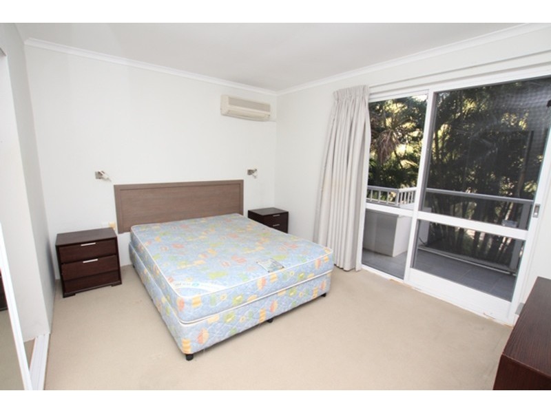 118/241 Coral Coast Drive, Palm Cove QLD 4879