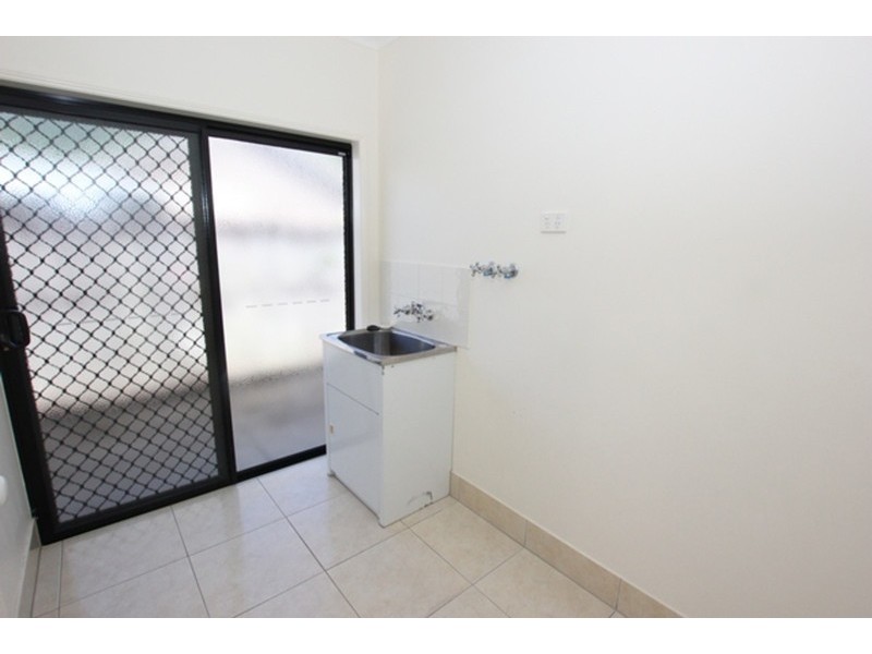 2 Greendale Close, Brinsmead QLD 4870