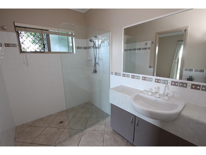 15 Rosella Close, Mount Sheridan QLD 4868