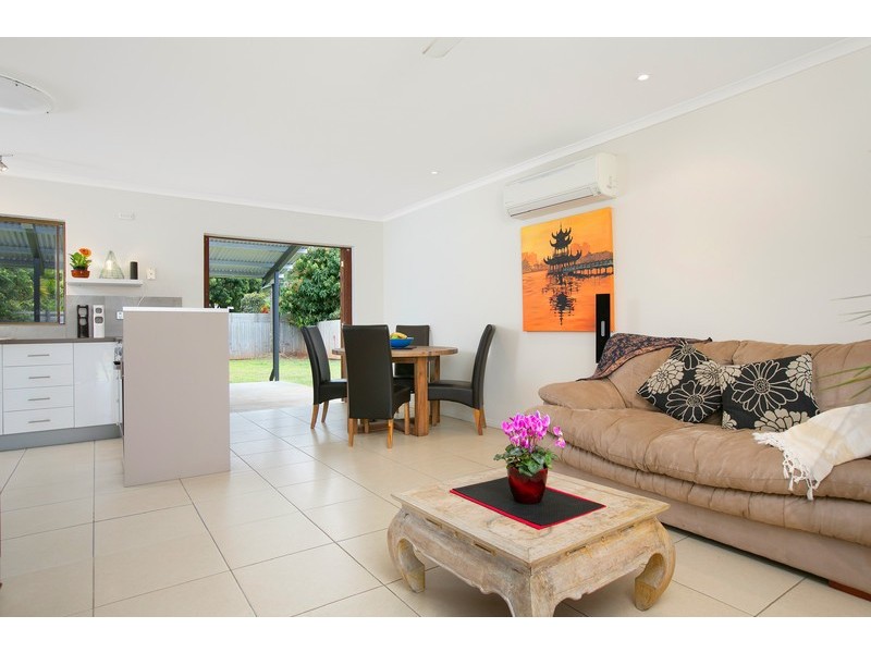 15 Impey Street, Caravonica QLD 4878