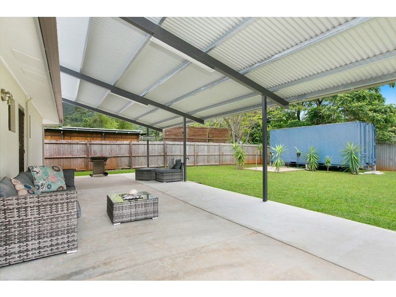 15 Impey Street, Caravonica QLD 4878