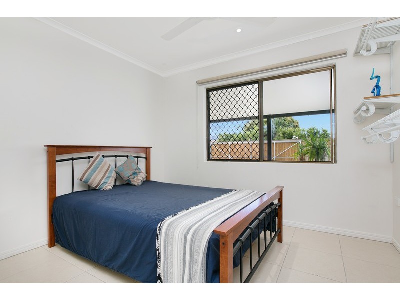 15 Impey Street, Caravonica QLD 4878