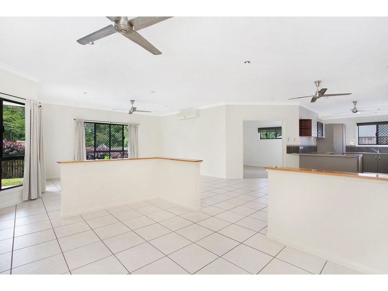 18 Messina Close, Kanimbla QLD 4870