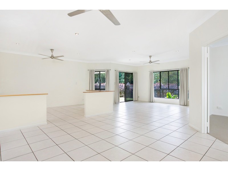 18 Messina Close, Kanimbla QLD 4870