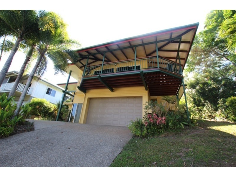 42 Benn Street, Brinsmead QLD 4870