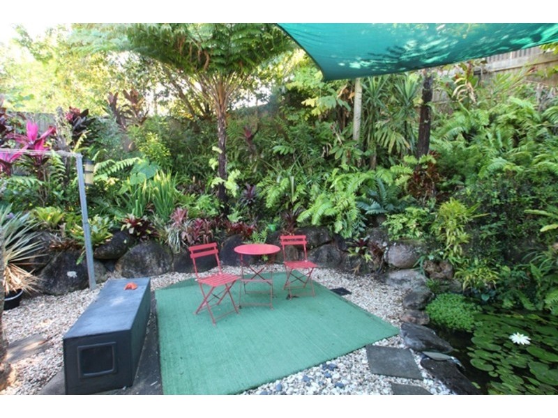 42 Benn Street, Brinsmead QLD 4870